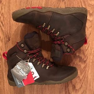 Vivobarefoot Women’s Tracker FG Dark Brown Size 8